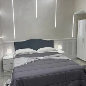 https://esters-houses-5.hotels-amalfi.com